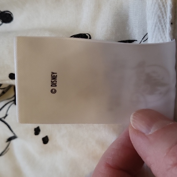 Disney Minnie Mouse front zip sweatshirt, Size Small from the measurements - Picture 13 of 15